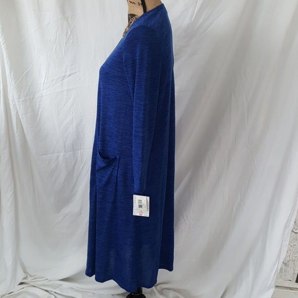 LuLaRoe Sarah Sz small - Picture 2 of 3